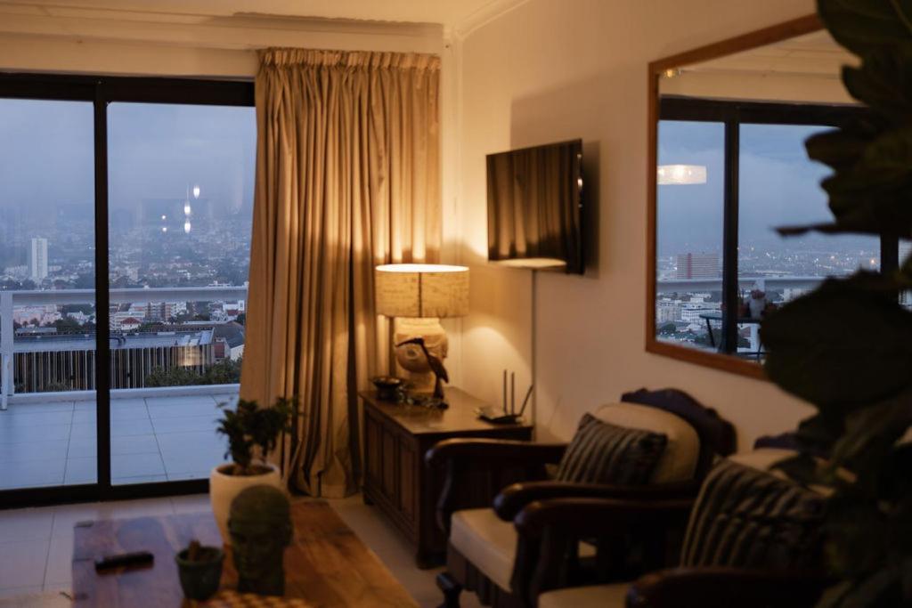 Radium Hall Guest House Кейптаун Екстериор снимка